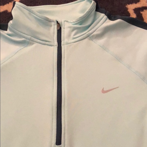 Nike quarter zip pullover - Picture 2 of 6